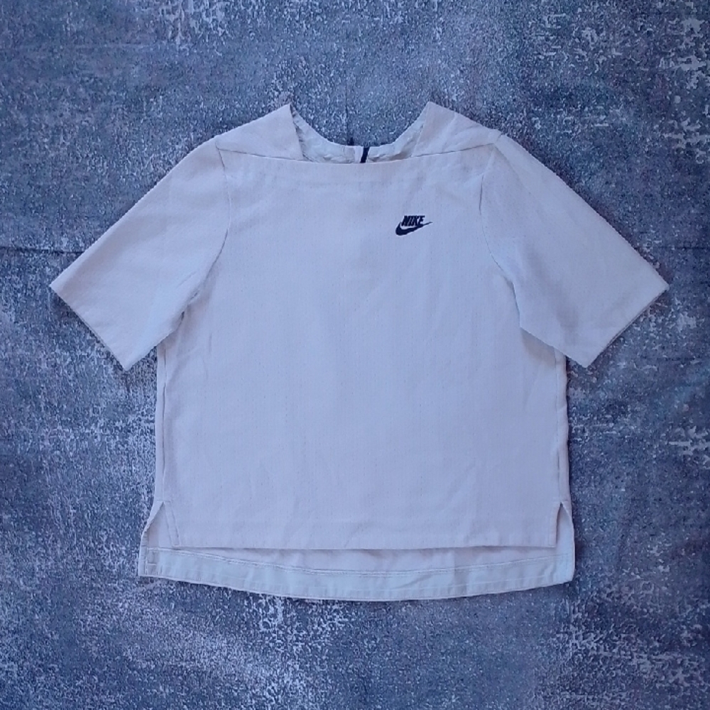 Nike Women's Short Sleeve Cream Tee